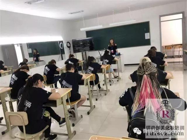 學云顶集团游戏app還能提前感受大學生活？厲害了我的云顶官网唯一官方网站師！